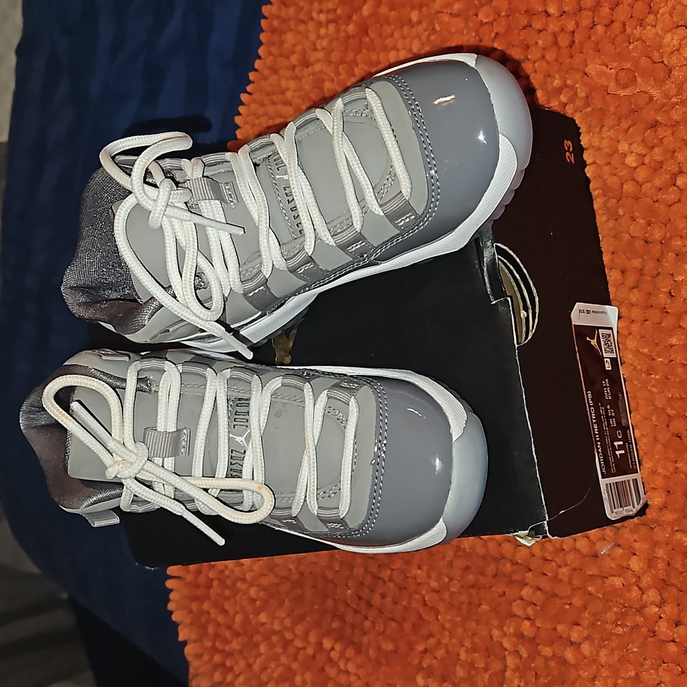 Jordan 11s Retro Cool Grey's